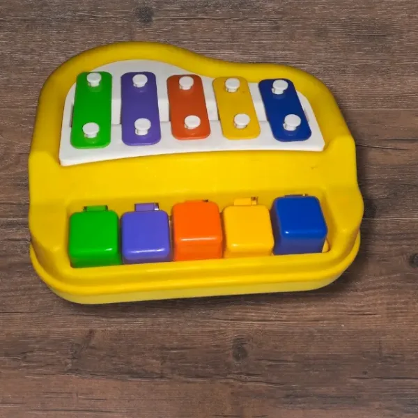 Multicolored Key Keyboard Xylophone Piano